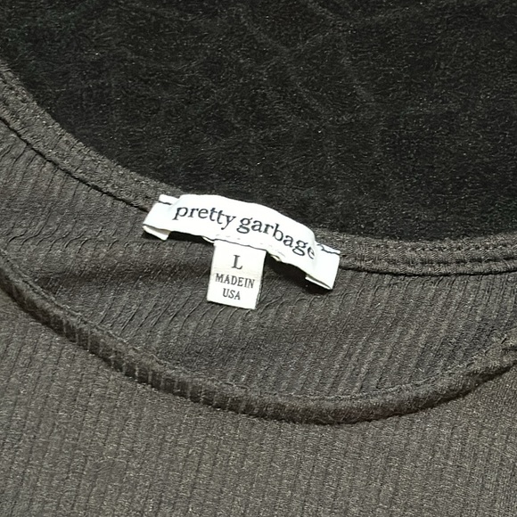 Pretty Garbage Crop Top, Lg - Picture 3 of 5